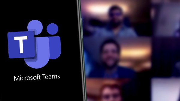 ಸಭೆಯ ಸಮಯದಲ್ಲಿ ಮೈಕ್ರೋಸಾಫ್ಟ್ ಟೀಂನಲ್ಲಿ ಬ್ಯಾಕ್‌ಗ್ರೌಂಡ್‌ ಬದಲಾಯಿಸುವುದು ಹೇಗೆ?