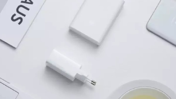 100W ಗಿಂತ ಹೆಚ್ಚಿನ ವೇಗದ ಚಾರ್ಜಿಂಗ್