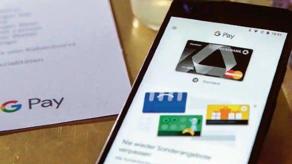 ಫೀಚರ್ಸ್ ಫೀಚರ್ಸ್