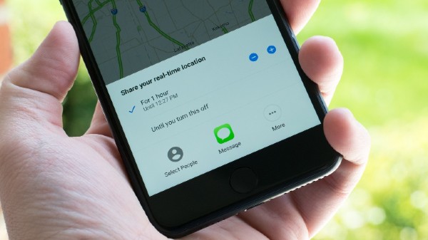 ವಾಟ್ಸಾಪ್‌ನಲ್ಲಿ ನಿಮ್ಮ ಲೈವ್ ಲೊಕೇಶನ್‌ ಅನ್ನು ಶೇರ್‌ ಮಾಡುವುದು ಹೇಗೆ?