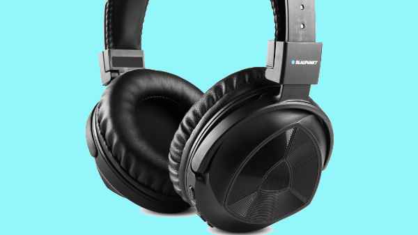 ಓಪನ್-ಬ್ಯಾಕ್ ಹೆಡ್‌ಫೋನ್‌ಗಳು