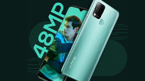 ಟ್ರಿಪಲ್‌ ರಿಯರ್‌ ಕ್ಯಾಮೆರಾ