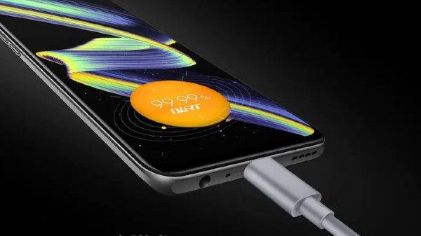 ಬ್ಯಾಟರಿ ಮತ್ತು ಇತರೆ ಫೀಚರ್ಸ್ ಬ್ಯಾಟರಿ ಮತ್ತು ಇತರೆ ಫೀಚರ್ಸ್