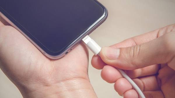 ಹೋಮ್‌ ಸ್ಕ್ರೀನ್‌ನಲ್ಲಿ ಲೈವ್‌ ವಾಲ್‌ಪೇಪರ್ ಬೇಡ