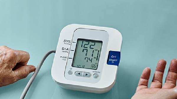 OMRON HEM-6161 ರಕ್ತದೊತ್ತಡ ಮಾನಿಟರ್