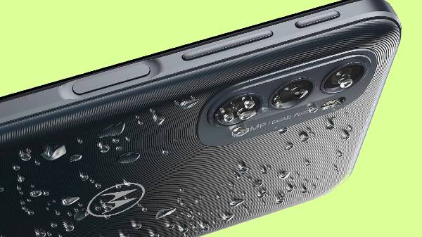 ಟ್ರಿಪಲ್ ಕ್ಯಾಮೆರಾ ರಚನೆ