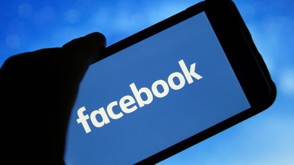 ಆಂಡ್ರಾಯ್ಡ್‌ ನಲ್ಲಿ ಫೇಸ್‌ಬುಕ್ ಅಪ್ಲಿಕೇಶನ್‌ ಲ್ಯಾಂಗ್ವೇಜ್‌ ಸೆಟ್ಟಿಂಗ್ಸ್‌ ಬದಲಾಯಿಸುವುದು ಹೇಗೆ?