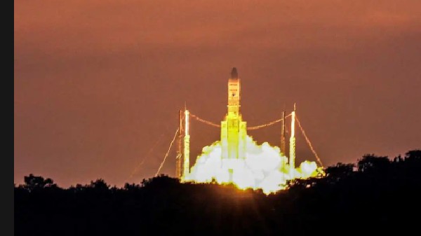 GSAT-24 ಉಪಗ್ರಹ ಬಗ್ಗೆ ಇಲ್ಲಿದೆ ಕಿರು ಮಾಹಿತಿ GSAT-24 ಉಪಗ್ರಹ ಬಗ್ಗೆ ಇಲ್ಲಿದೆ ಕಿರು ಮಾಹಿತಿ