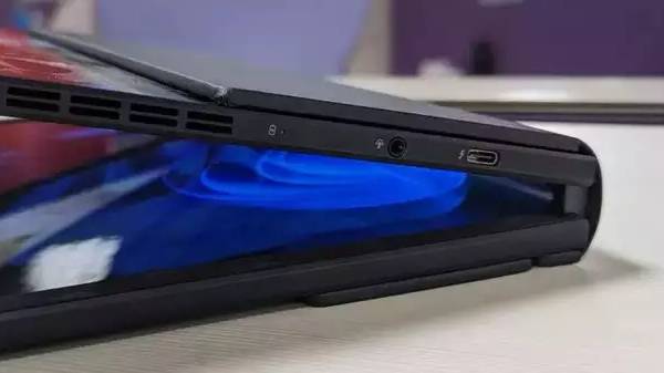 ವಿಶಿಷ್ಟ ಹಿಂಜ್ ಯಾಂತ್ರಿಕತೆ 