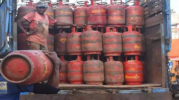ಈ ಯೋಜನೆ ಮೂರು ತಿಂಗಳಲ್ಲಿ ಜಾರಿ ಈ ಯೋಜನೆ ಮೂರು ತಿಂಗಳಲ್ಲಿ ಜಾರಿ