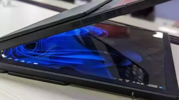 ಫೋಲ್ಡಬಲ್ 