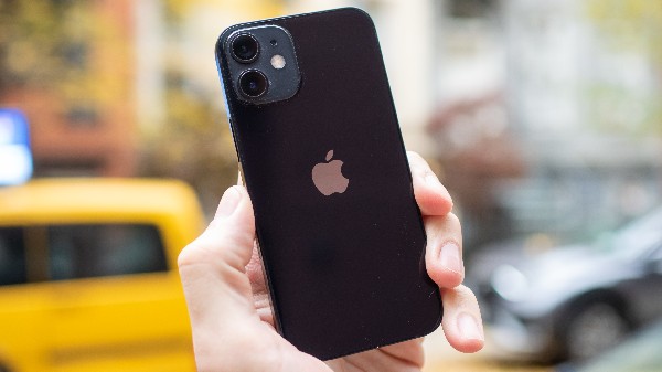 ಐಫೋನ್ 13 ಮಿನಿ ಫೋನ್‌ ಫೀಚರ್ಸ್‌ 