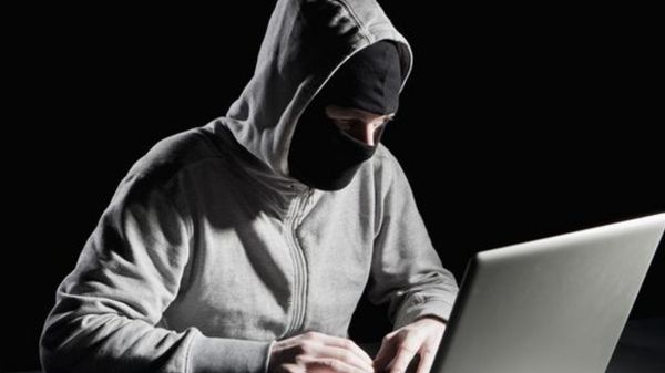 ಲಿಂಕ್‌ ಕ್ಲಿಕ್‌ ಮಾಡಿ 15 ಲಕ್ಷ ಕಳೆದುಕೊಂಡ ಮಂಗಳೂರಿನ ವ್ಯಕ್ತಿ!