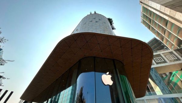 ದೇಶದಲ್ಲೇ ಮೊದಲ ಆಪಲ್‌ ಸ್ಟೋರ್‌ ಪ್ರಾರಂಭ; ಅಚ್ಚರಿ ಮೂಡಿಸಿದ ಟಿಮ್‌ ಕುಕ್‌ ನಡೆ!