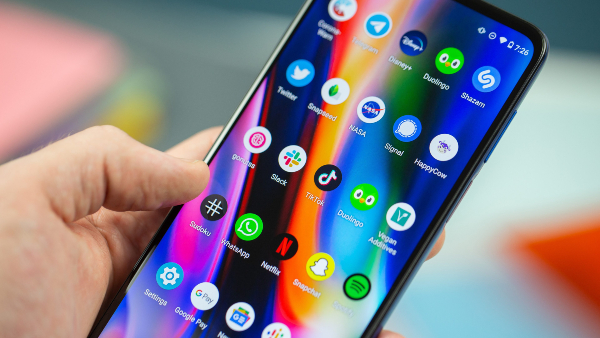 ನಿಮ್ಮ ಮೊಬೈಲ್‌ನಲ್ಲಿ ಈ ಆ್ಯಪ್‌ಗಳಿದ್ದರೆ ಕೂಡಲೇ ಡಿಲೀಟ್‌ ಮಾಡಿರಿ! ಕಾರಣ ಇಲ್ಲಿದೆ