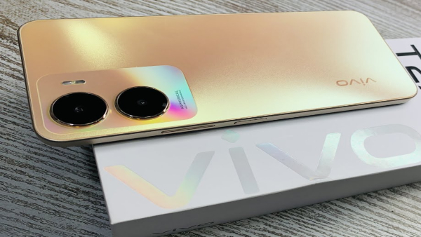 ವಿವೋದ ಈ ಹೊಸ ಮೊಬೈಲ್‌ ಬೆಲೆಯಲ್ಲಿ ಭರ್ಜರಿ ಇಳಿಕೆ!..50ಎಂಪಿ ಕ್ಯಾಮೆರಾ ಇದೆ!