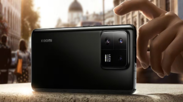 ಶಿಯೋಮಿಯಿಂದ ಬರಲಿವೆ ಎರಡು ದೈತ್ಯ ಫೋನ್‌ಗಳು!..ಮಾರುಕಟ್ಟೆಯಲ್ಲಿ ಕುತೂಹಲ!