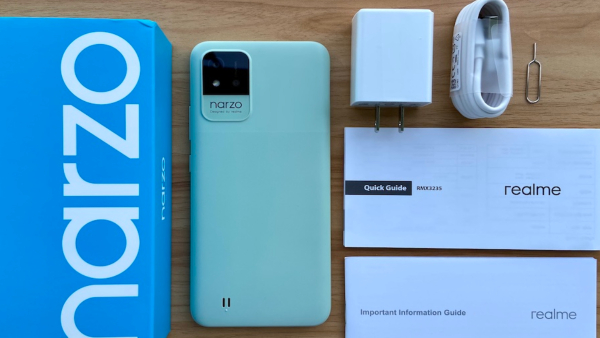 ಅಗ್ಗದ ಫೋನ್‌ ಖರೀದಿಸುವವರಿಗೆ ಇಲ್ಲಿದೆ ಬೆಸ್ಟ್‌ ಆಯ್ಕೆ!..ಈ ಫೋನ್‌ ಬೆಲೆ ಇಳಿಕೆ!