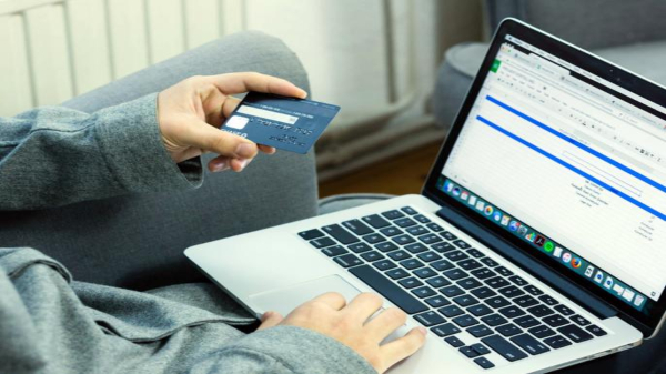 ಆನ್‌ಲೈನ್‌ನಲ್ಲಿ ಸಿನಿಮಾ ರಿವ್ಯೂ ಬರೆಯಲು ಹೋಗಿ 1.09 ಕೋಟಿ ಕಳೆದುಕೊಂಡ ಭೂಪ!