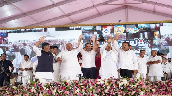 ನಿಮ್ಮ ಖಾತೆಗೆ ಗೃಹಲಕ್ಷ್ಮಿ ಹಣ ಜಮೆ ಆಗಿಲ್ಲವೇ ಚಿಂತೆ ಬೇಡ... ಈ ರೀತಿ ಮಾಡಿ! 