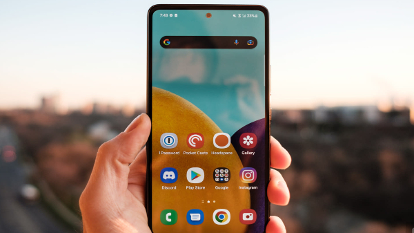 ಡಿಸ್ಕೌಂಟ್‌ ಬೆಲೆಯಲ್ಲಿ 8GB RAM ನ ಸ್ಯಾಮ್‌ಸಂಗ್‌ ಫೋನ್‌; ಭಾರಿ ಉಳಿತಾಯ!