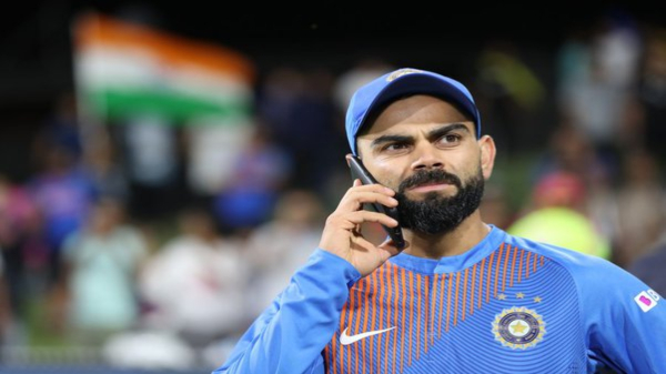 ಕ್ರಿಕೆಟಿಗ ವಿರಾಟ್ ಕೊಹ್ಲಿ ಬಳಸುವ ಇಯರ್‌ಬಡ್ಸ್‌ ಇದು, ಬೆಲೆ ಎಷ್ಟು ಗೊತ್ತಾ!?   