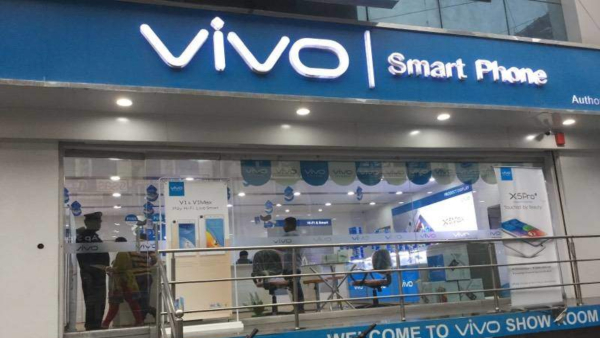 ಇವೆ ನೋಡಿ, ಸದ್ಯ ಭಾರೀ ಗಮನ ಸೆಳೆದ ವಿವೋ ಸ್ಮಾರ್ಟ್‌ಫೋನ್‌ಗಳು!