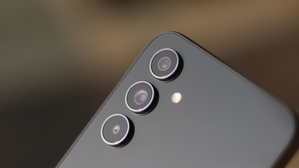 ಸ್ಯಾಮ್‌ಸಂಗ್ ಸಂಸ್ಥೆಯ ಈ ದೈತ್ಯ ಫೋನಿಗೆ ಭಾರೀ ರಿಯಾಯಿತಿ!