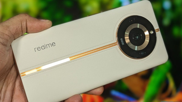 ಮಿಡ್‌ ರೇಂಜ್‌ ಫೋನ್‌ಗಳಲ್ಲಿ ಇವುಗಳೇ ಬೆಸ್ಟ್‌, ಉತ್ತಮ ಪ್ರೊಸೆಸರ್‌...