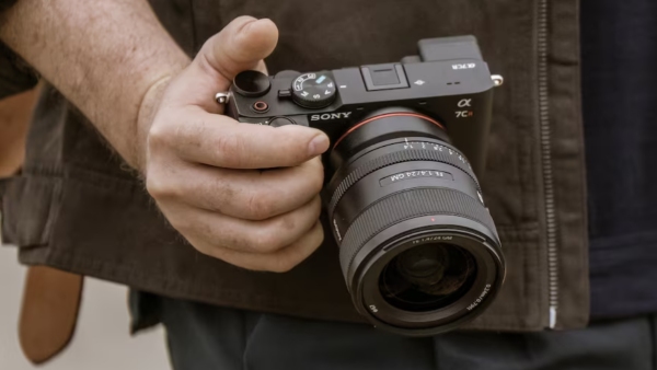 ಸೋನಿಯಿಂದ ಎರಡು ಹೊಸ ಕ್ಯಾಮೆರಾ ಲಾಂಚ್!..ಫೀಚರ್ಸ್‌ ತಿಳಿದ್ರೆ, OMG ಅಂತೀರಾ!