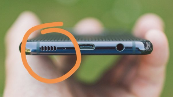 ಸ್ಮಾರ್ಟ್‌ಫೋನ್‌ಗಳಲ್ಲಿನ ಈ 2 ಮೈಕ್ರೊಫೋನ್‌ ಹೇಗೆಲ್ಲಾ ಕೆಲಸ ಮಾಡಲಿವೆ ಗೊತ್ತಾ!? 