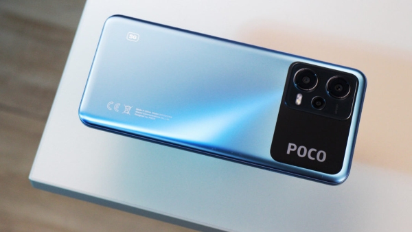 ಈ ಬೊಂಬಾಟ್‌ 5G ಸ್ಮಾರ್ಟ್‌ಫೋನ್‌ ಬೆಲೆಯಲ್ಲಿ ಸಖತ್ ಇಳಿಕೆ!