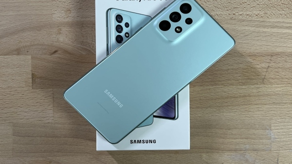 ಸ್ಯಾಮ್‌ಸಂಗ್‌ನ ಈ ಅತ್ಯುತ್ತಮ ಕ್ಯಾಮೆರಾ ಫೋನ್‌ ಬೆಲೆಯಲ್ಲಿ ಭಾರೀ ರಿಯಾಯಿತಿ!