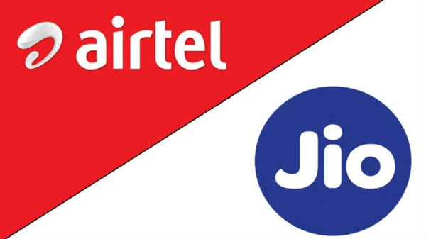 Airtel vs Jio: ನಿಮಗಿಂತ ನಾವೇನು ಕಡಿಮೆ ಇಲ್ಲಾ ಎನ್ನುತ್ತಿದೆ ಏರ್ಟೆಲ್... Airtel vs Jio: ನಿಮಗಿಂತ ನಾವೇನು ಕಡಿಮೆ ಇಲ್ಲಾ ಎನ್ನುತ್ತಿದೆ ಏರ್ಟೆಲ್...