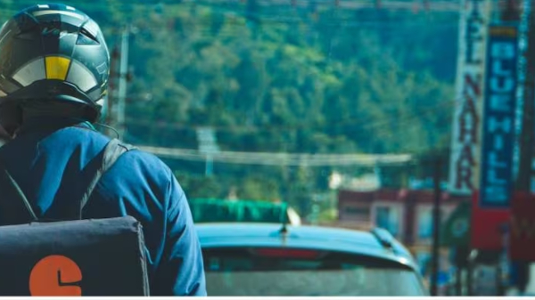 Swiggy: ಸ್ವಿಗ್ಗಿ ಹೆಸರಲ್ಲಿ ವಂಚನೆ, ಬೆಂಗಳೂರಿನ ವ್ಯಕ್ತಿಗೆ 38,000 ರೂ.ಗಳ ಮೋಸ Swiggy: ಸ್ವಿಗ್ಗಿ ಹೆಸರಲ್ಲಿ ವಂಚನೆ, ಬೆಂಗಳೂರಿನ ವ್ಯಕ್ತಿಗೆ 38,000 ರೂ.ಗಳ ಮೋಸ