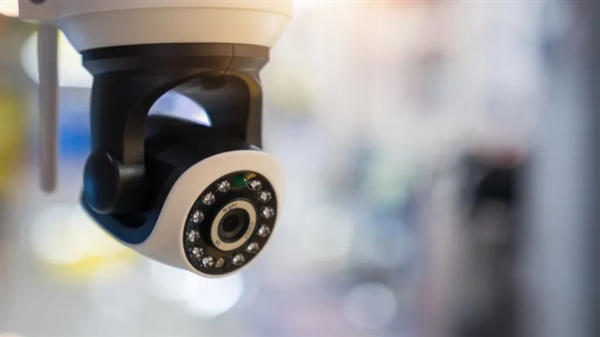  21 ವರ್ಷದ ಯೂಟ್ಯೂಬರ್‌ ಮನೆಯ ಸಿಸಿಟಿವಿ ಹ್ಯಾಕ್‌, ಖಾಸಗಿ ವಿಡಿಯೋ ಲೀಕ್‌!  