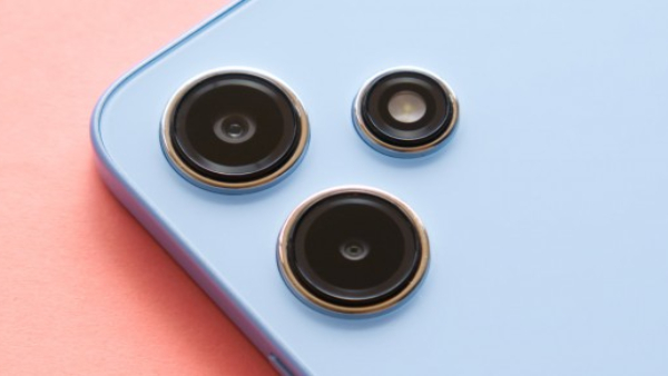 ಬಜೆಟ್‌ ಬೆಲೆಯ ಈ ಆಕರ್ಷಕ ರೆಡ್ಮಿ ಫೋನ್‌ ಬೆಲೆಯಲ್ಲಿ ಭಾರೀ ಇಳಿಕೆ!