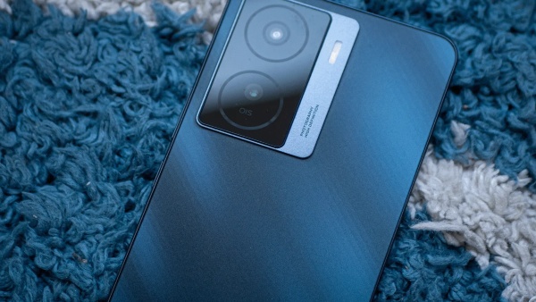 ಐಕ್ಯೂ Z7s 5G ಮೊಬೈಲ್ಗೆ ಈಗ 38% ನೇರ ಡಿಸ್ಕೌಂಟ್..128GB ಸ್ಟೋರೇಜ್ ಆಯ್ಕೆ! ಐಕ್ಯೂ Z7s 5G ಮೊಬೈಲ್ಗೆ ಈಗ 38% ನೇರ ಡಿಸ್ಕೌಂಟ್..128GB ಸ್ಟೋರೇಜ್ ಆಯ್ಕೆ!