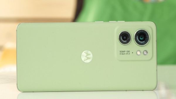 ಮೊಟೊರೊಲಾ ಫೋನ್‌ ಖರೀದಿಸುವ ಗ್ರಾಹಕರಿಗೆ ಸಿಹಿಸುದ್ದಿ!..ಭಾರೀ ಬೆಲೆ ಇಳಿಕೆ!