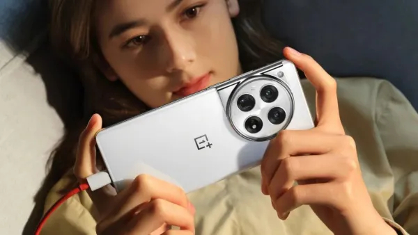 ಭಾರತದಲ್ಲಿ ಒನ್‌ಪ್ಲಸ್‌ 12 ಸ್ಮಾರ್ಟ್‌ಫೋನ್‌ ಬೆಲೆ ವಿವರ ಬಹಿರಂಗ! ನಿರೀಕ್ಷೆ ಏನು?