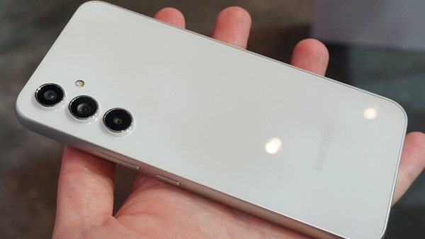 ವಾವ್‌!..ಸ್ಯಾಮ್‌ಸಂಗ್‌ನ ಈ ದೈತ್ಯ ಫೋನಿನ ಬೆಲೆಯಲ್ಲಿ ಭಾರೀ ಇಳಿಕೆ!