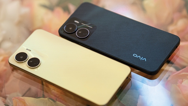 ಈ ಆಕರ್ಷಕ ವಿವೋ ಫೋನ್‌ ಬೆಲೆಯಲ್ಲಿ ಸಖತ್ ಇಳಿಕೆ!..ಗ್ರಾಹಕರು ಖುಷಿ!