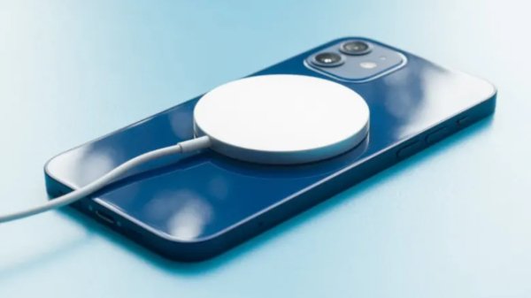 ಆಪಲ್ ಅಂತಿಮವಾಗಿ ಐಫೋನ್ 12 ಬಳಕೆದಾರರಿಗೆ ಗುಡ್‌ ನ್ಯೂಸ್‌ ನೀಡಿಯೇ ಬಿಟ್ಟಿತು!  