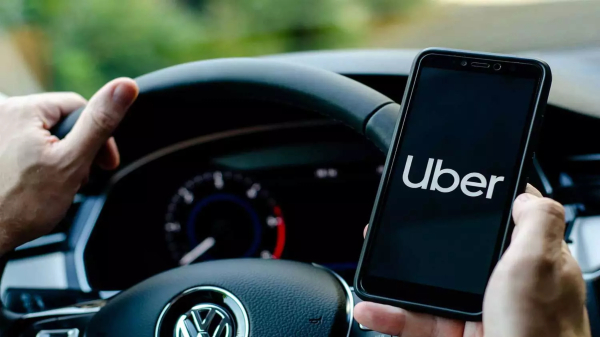 ಉಬರ್‌ನಲ್ಲಿ 8.8 ಕಿಮೀ ಸಂಚಾರಕ್ಕೆ ಬರೋಬ್ಬರಿ 1,334 ದರ! ನ್ಯಾಯ ಪಡೆದ ಪ್ರಯಾಣಿಕ..