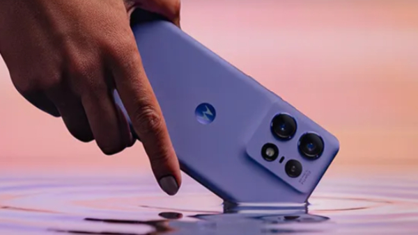 ಹೊಸ ಮೊಟೊ ಸ್ಮಾರ್ಟ್‌ಫೋನ್‌ ಖರೀದಿಸುವ ಗ್ರಾಹಕರೇ, ಇಲ್ಲಿ ಗಮನಿಸಿ!