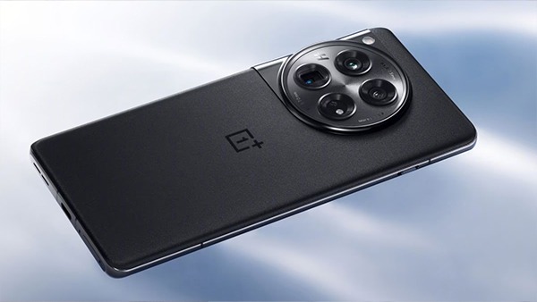 6000mAh ಬ್ಯಾಟರಿ, 50MP ಕ್ಯಾಮೆರಾ.. ಅಬ್ಬರಿಸಲು ಬರ್ತಿದೆ OnePlus 13 ಫೋನ್!