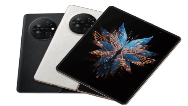 ಮಡಚುವ ಈ ದೈತ್ಯ ಸ್ಮಾರ್ಟ್‌ಫೋನ್‌ ಬೆಲೆಯಲ್ಲಿ ಭಾರೀ ಇಳಿಕೆ.. ಈ ಚಾನ್ಸ್‌ ಬಿಡಬೇಡಿ!