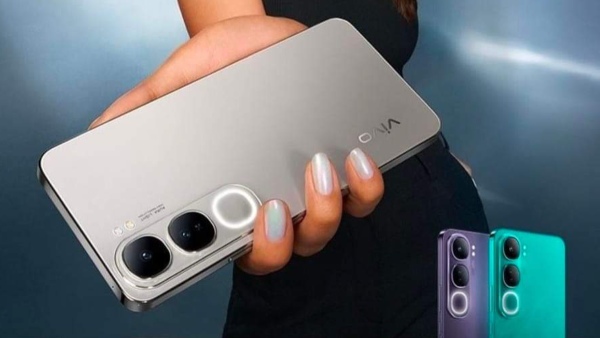 ಬರ್ತಿದೆ Vivo Y300 5G ಫೋನ್; 32MP ಸೆಲ್ಫಿ ಕ್ಯಾಮೆರಾ.. ಬೆಲೆ ಲೀಕ್.. ಎಷ್ಟು? ಬರ್ತಿದೆ Vivo Y300 5G ಫೋನ್; 32MP ಸೆಲ್ಫಿ ಕ್ಯಾಮೆರಾ.. ಬೆಲೆ ಲೀಕ್.. ಎಷ್ಟು?