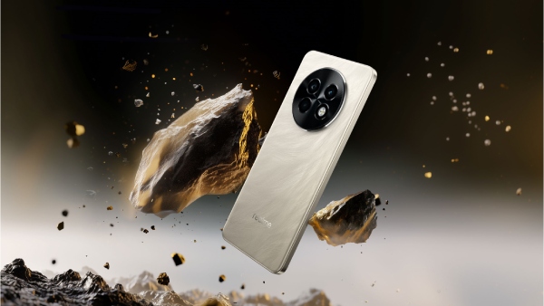 ಬೊಂಬಾಟ್‌ ಆಫರ್‌! 50MP ಎಐ ಕ್ಯಾಮೆರಾ.. ಈ Realme ಫೋನಿನ ಬೆಲೆ ಭಾರೀ ಇಳಿಕೆ
