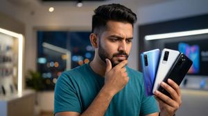 സ്മാർട്ട്ഫോൺ വിപണിയിൽ വമ്പൻ മാറ്റം; ഏത് ഫോൺ തിരഞ്ഞെടുക്കണം?